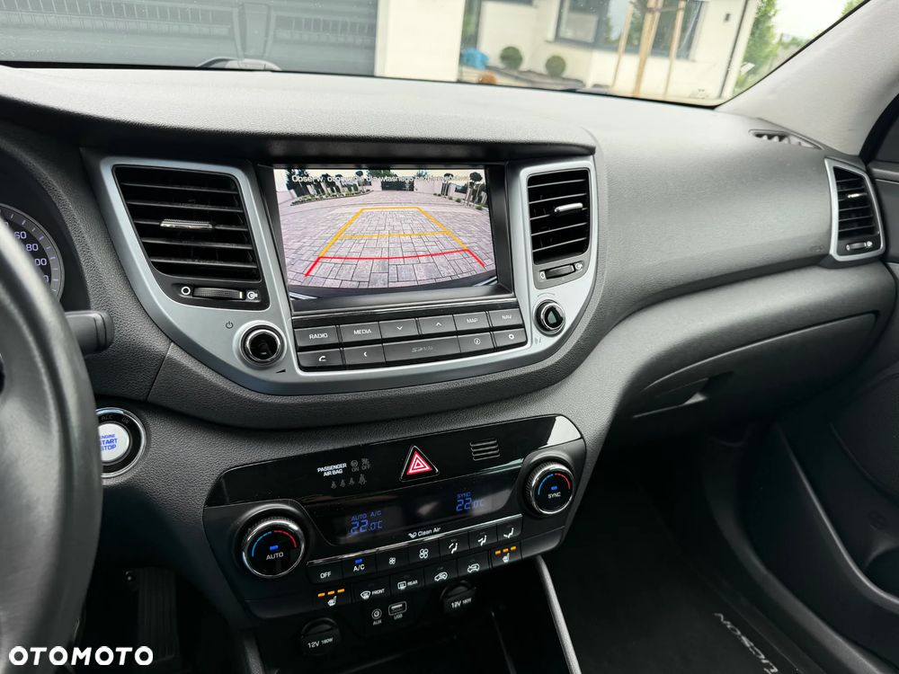 Hyundai Tucson blue 1.6 GDi 2WD Navi - 19