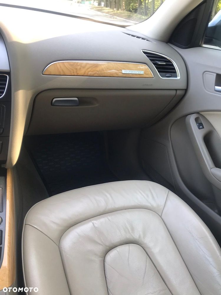 Audi A4 Limousine 3.2 FSI Quattro Tiptronic - 7