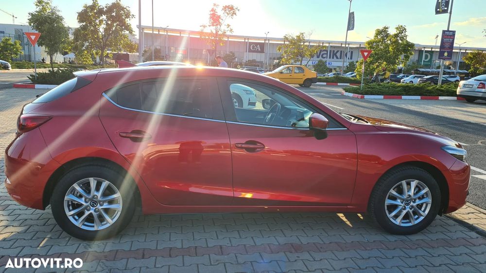 Mazda 3 G120 Revolution - 4