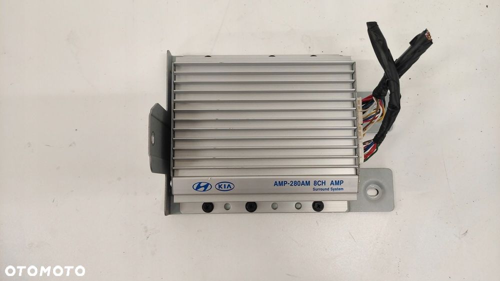 WZMACNIACZ RADIA KIA SOUL 963702K000 08-13 - 1