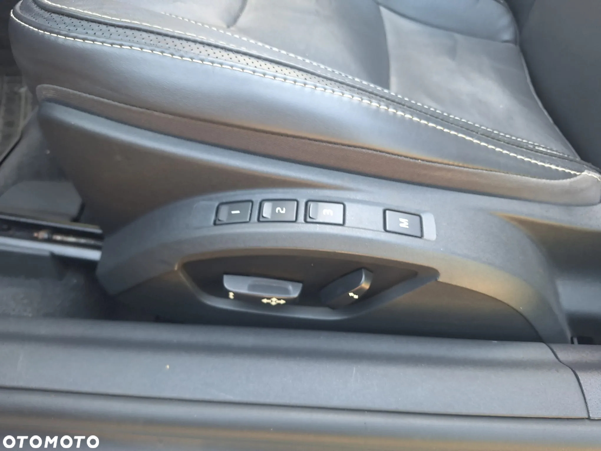 Volvo C70 T5 Momentum - 21