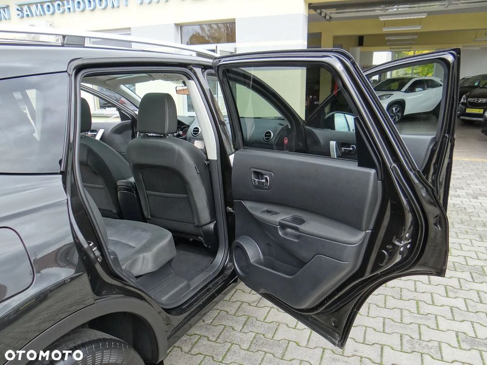 Nissan Qashqai+2 2.0 Tekna - 32