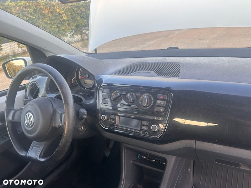 Volkswagen up! - 14