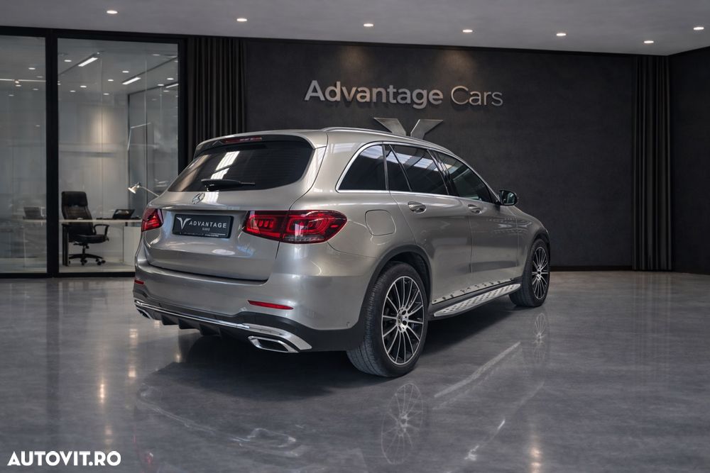 Mercedes-Benz GLC 300 d 4MATIC 9G-TRONIC AMG Line - 4