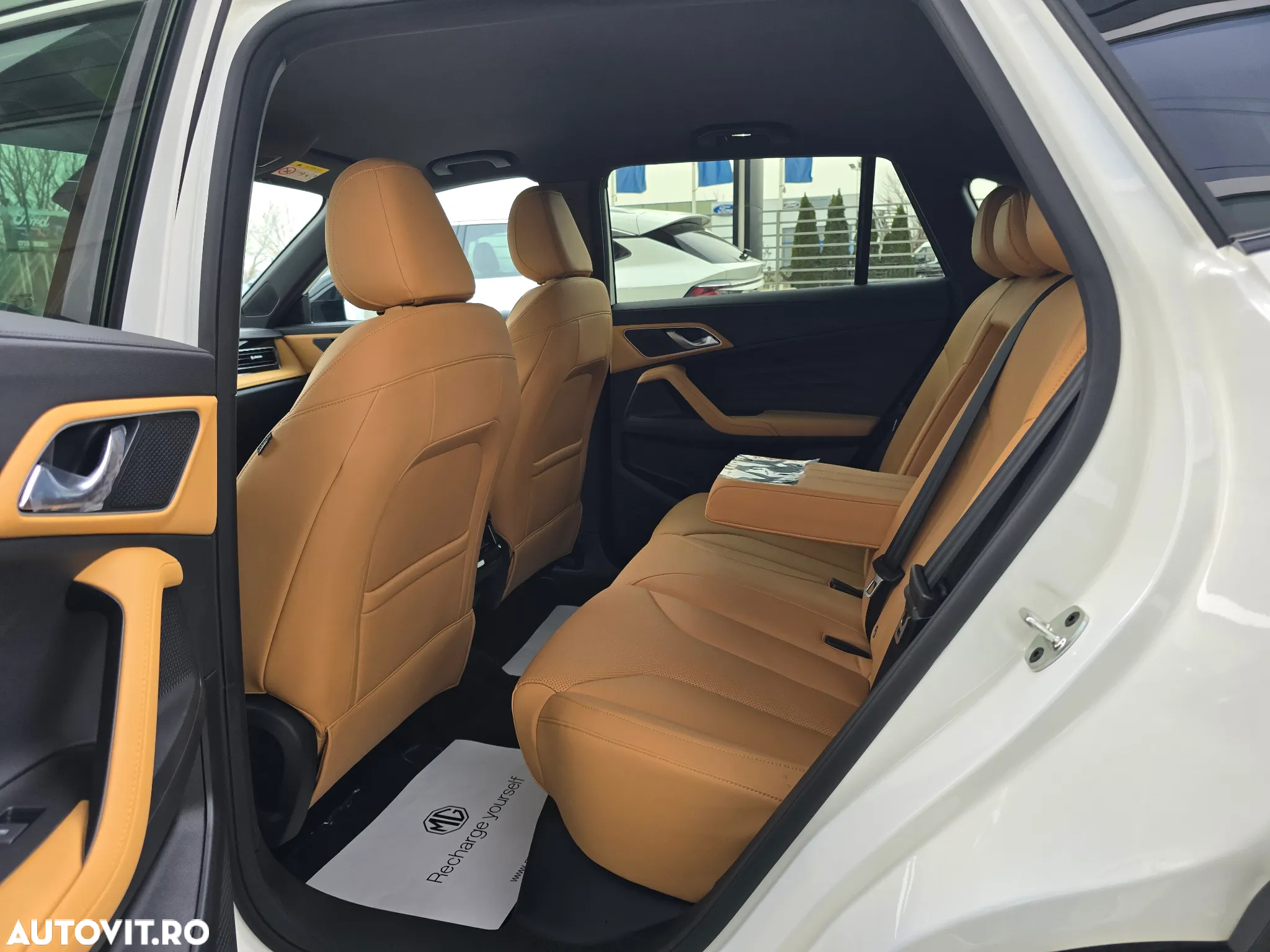 MG HS 1.5 T-GDi 7DCT Exclusive - 16