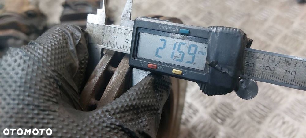 TARCZE PRZÓD 280MM + ZACISKI PRZÓD A3 8L 1.9 TDI - 2