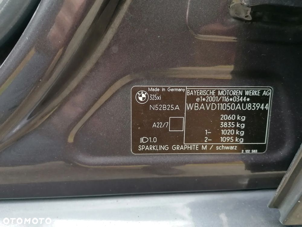 BMW Seria 3 325xi - 27