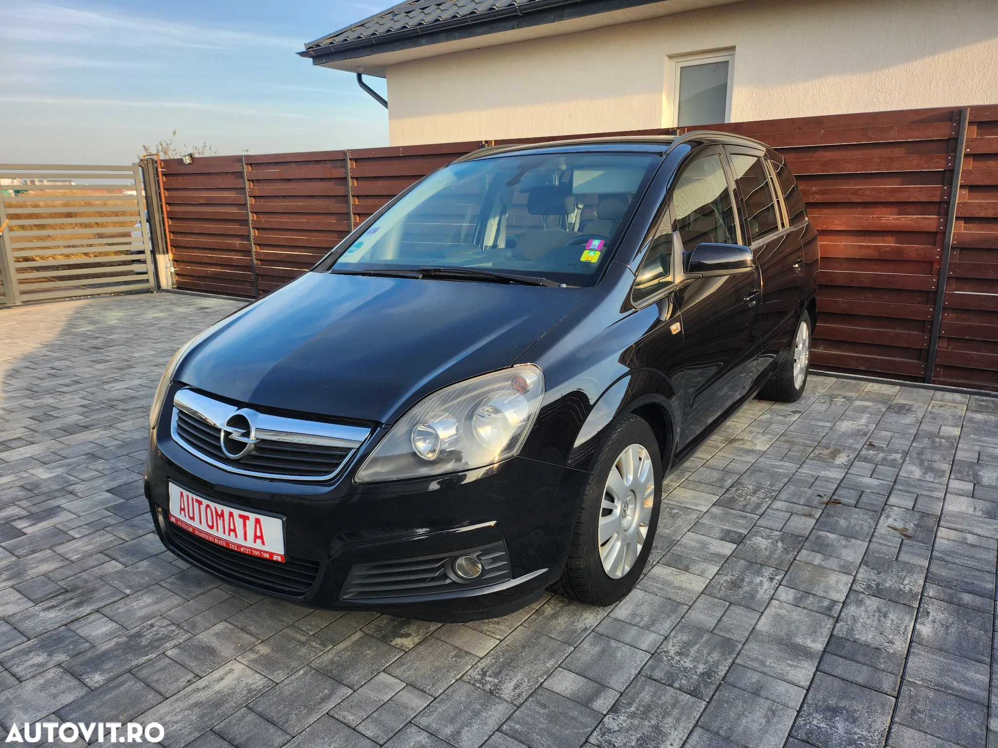Opel Zafira 1.9 CDTI Automatik Edition - 2