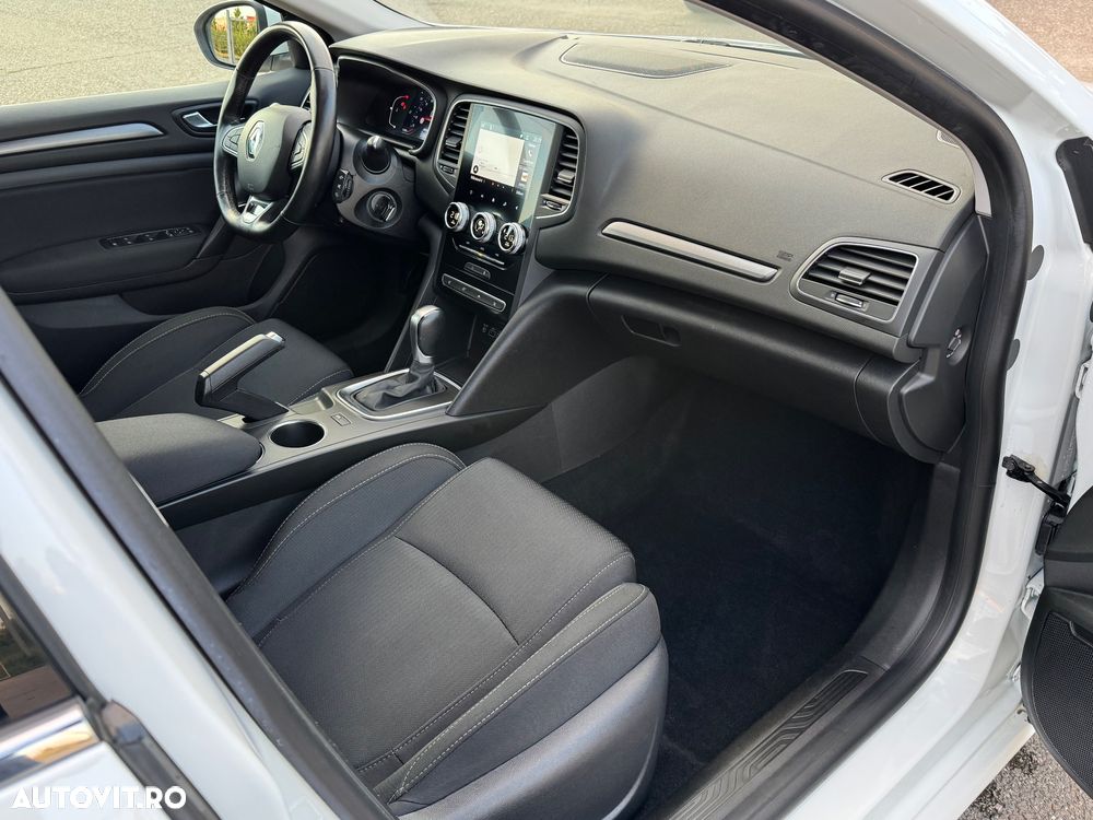 Renault Megane BLUE dCi EDC Limited - 27
