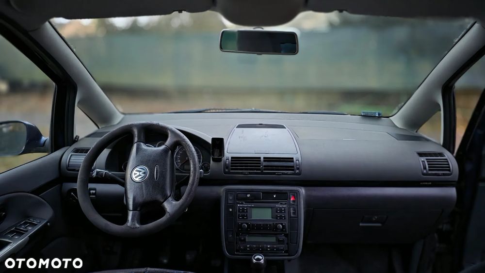 Volkswagen Sharan 1.9 TDI Family - 6