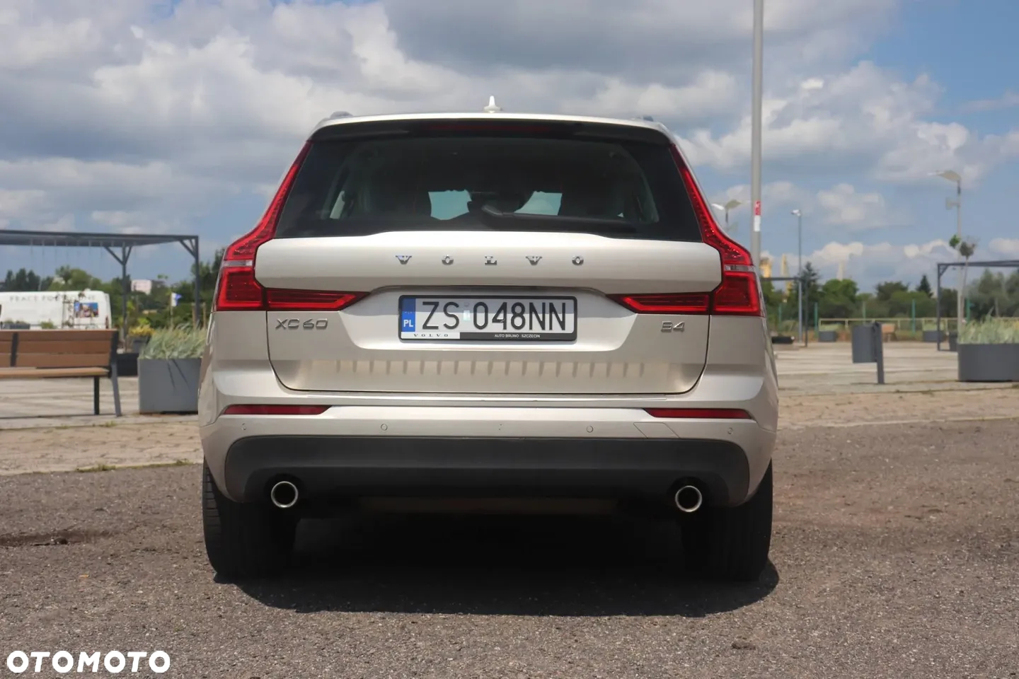 Volvo XC 60 - 6