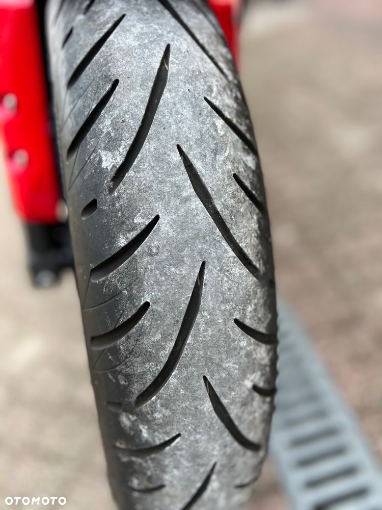 Yamaha FZ8 - 13