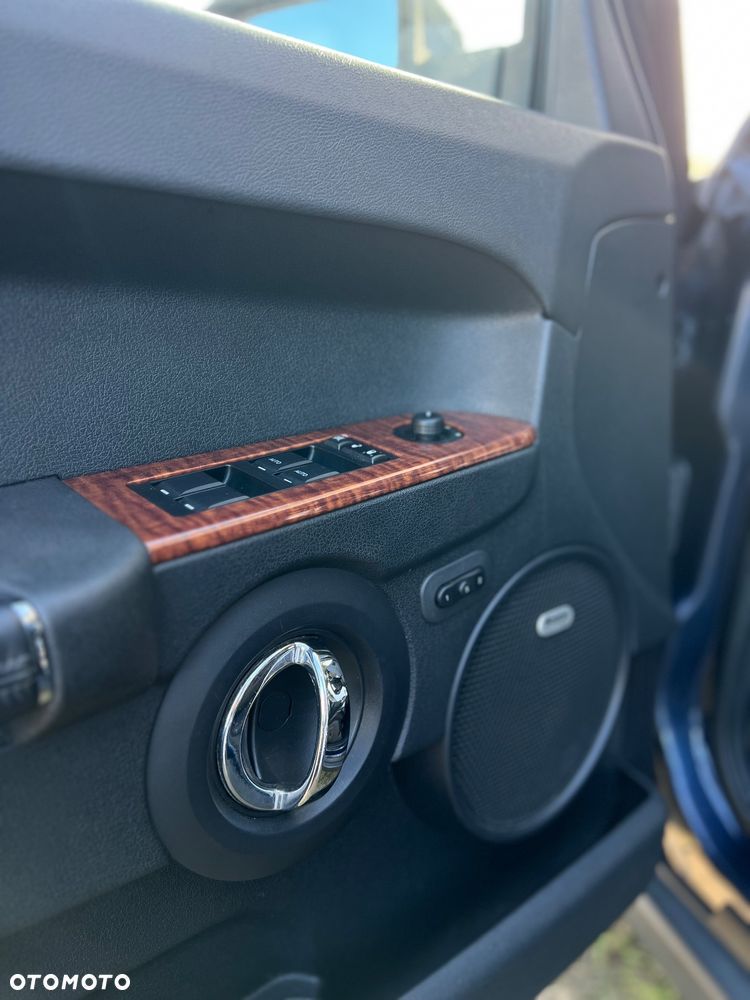 Jeep Commander 5.7 V8 Limited - 12