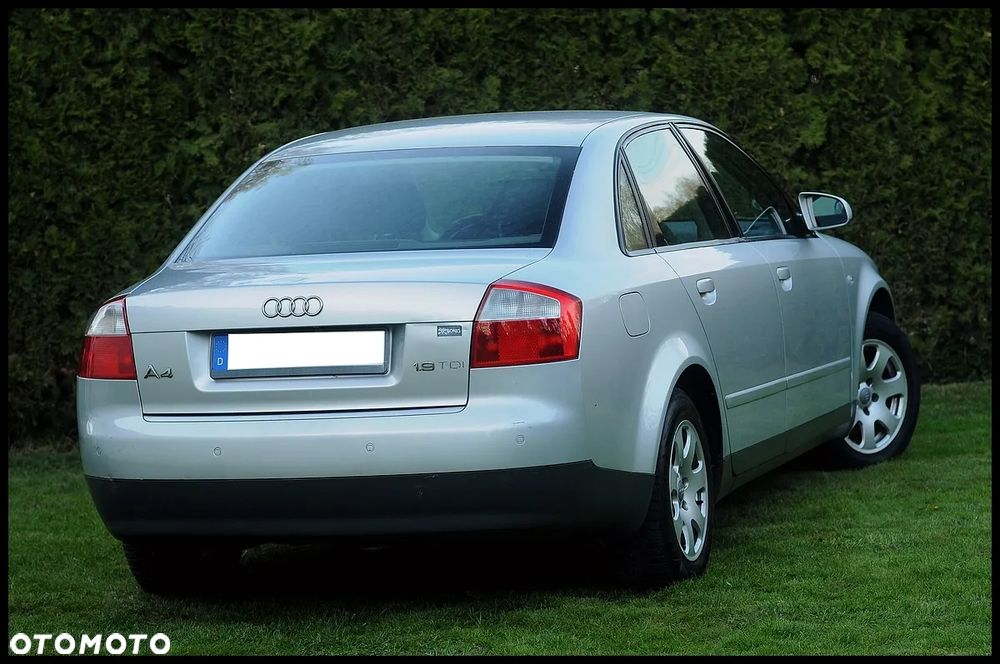 Audi A4 Limousine - 17