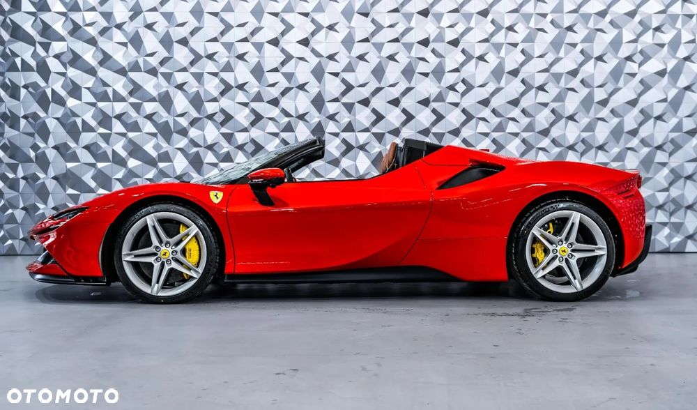 Ferrari SF90 Spider - 9