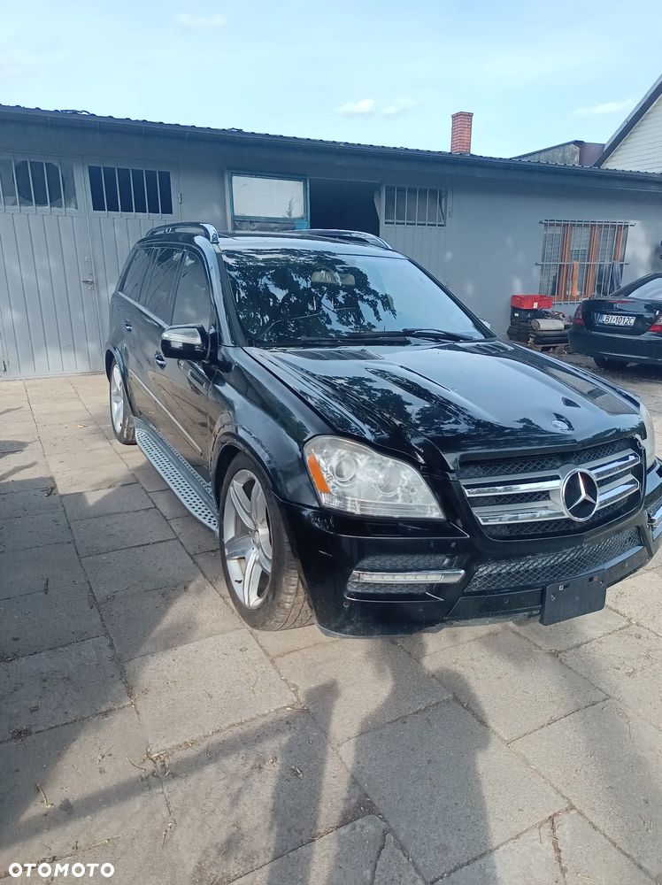 Mercedes-Benz GL - 3