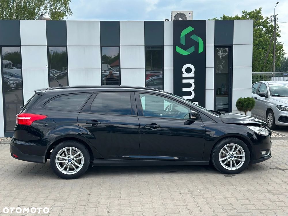 Ford Focus 1.0 EcoBoost Trend - 4