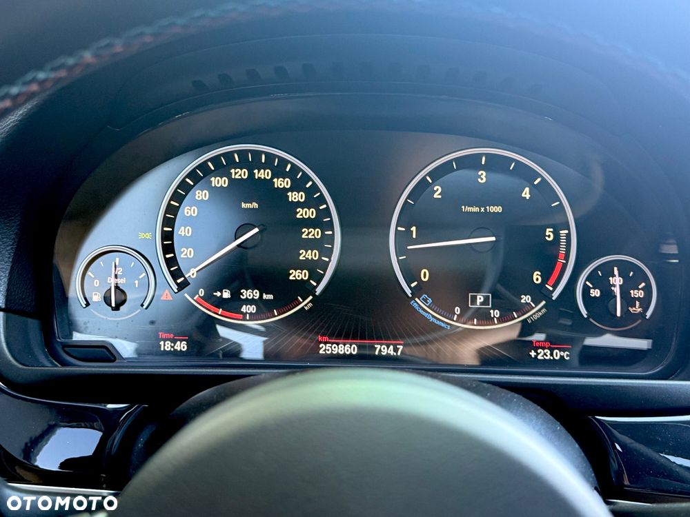 BMW Seria 5 530d xDrive Modern Line - 8