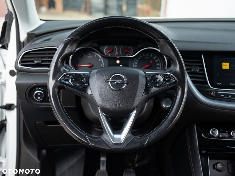Opel Grandland X 1.2 Start/Stop Business Edition - 33