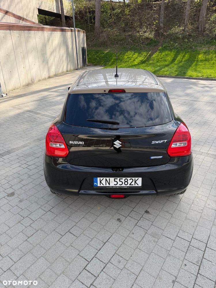 Suzuki Swift 1.2 Dualjet SHVS Premium Plus CVT - 4