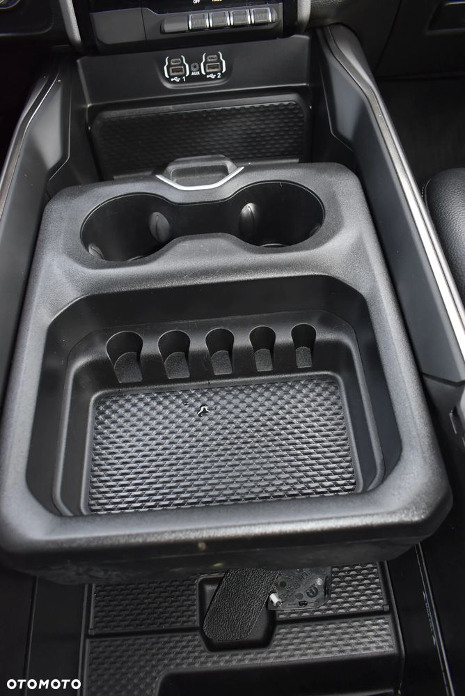 Dodge RAM 1500 5.7 4x4 - 37