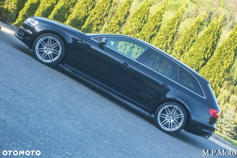 Audi A4 Avant 2.0 TDI Quattro Line S tronic - 15