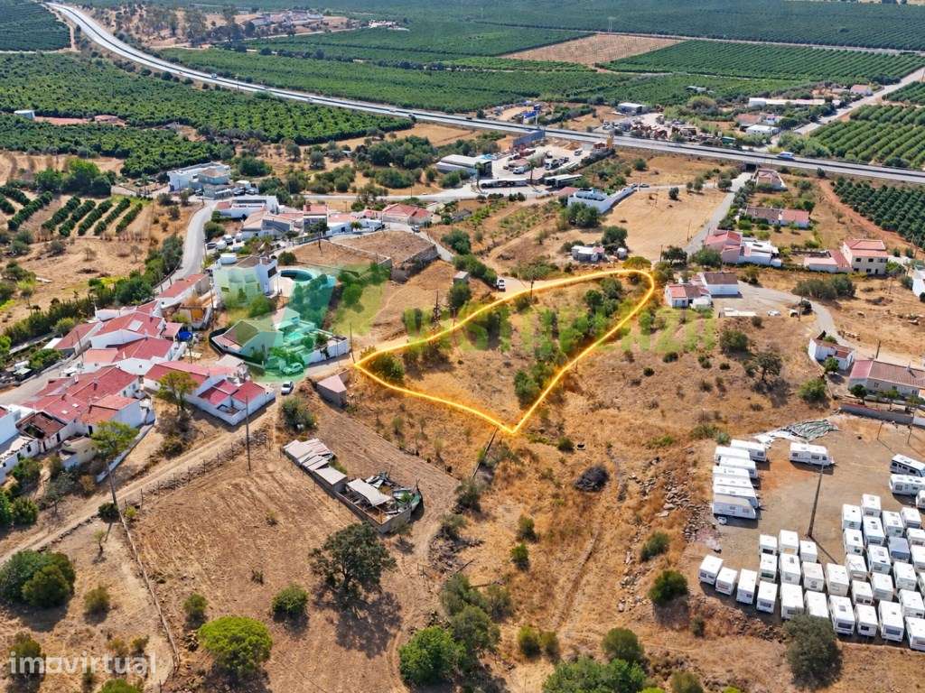 Lote de 2.800 m² com Projeto Aprovado para Moradia T3 com Piscina e... - Grande imagem: 2/13