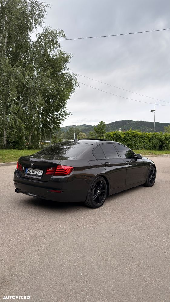 BMW Seria 5 525d xDrive AT - 5