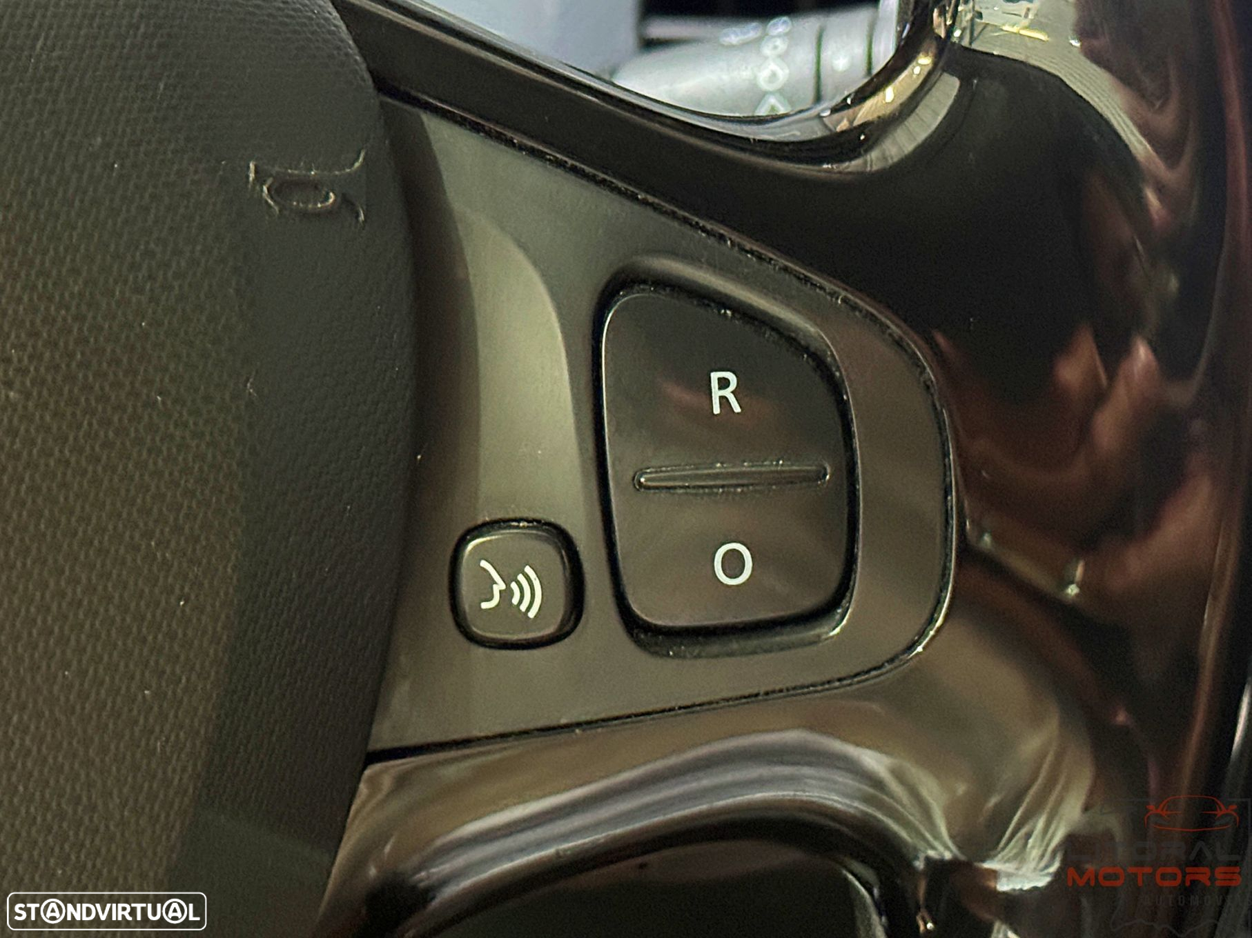 Renault Captur 1.5 dCi Exclusive XMOD EDC - 23