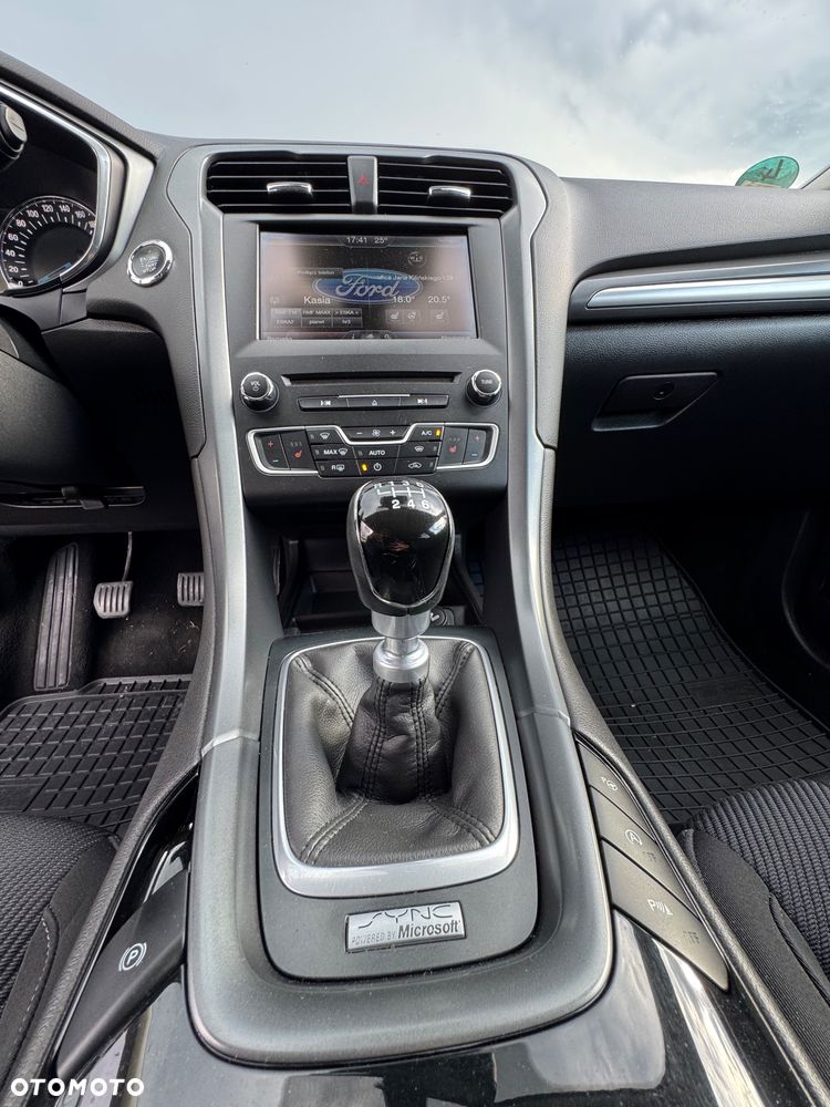 Ford Mondeo 2.0 TDCi STart-Stopp Titanium - 18