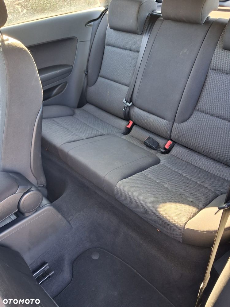 Audi A3 3-drzwiowe 1.6 Ambiente - 9