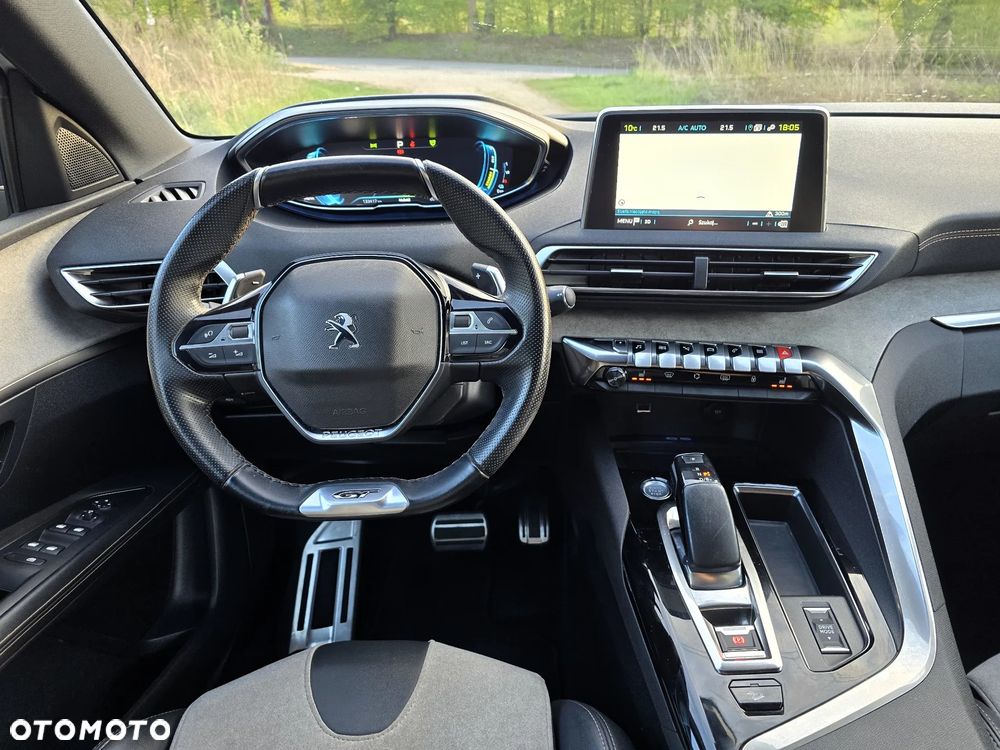 Peugeot 3008 1.6 PureTech HYbrid4 GT S&S EAT8 - 26