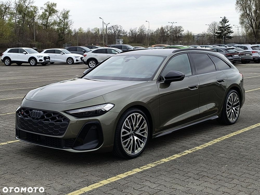 Audi S5 Avant - 11