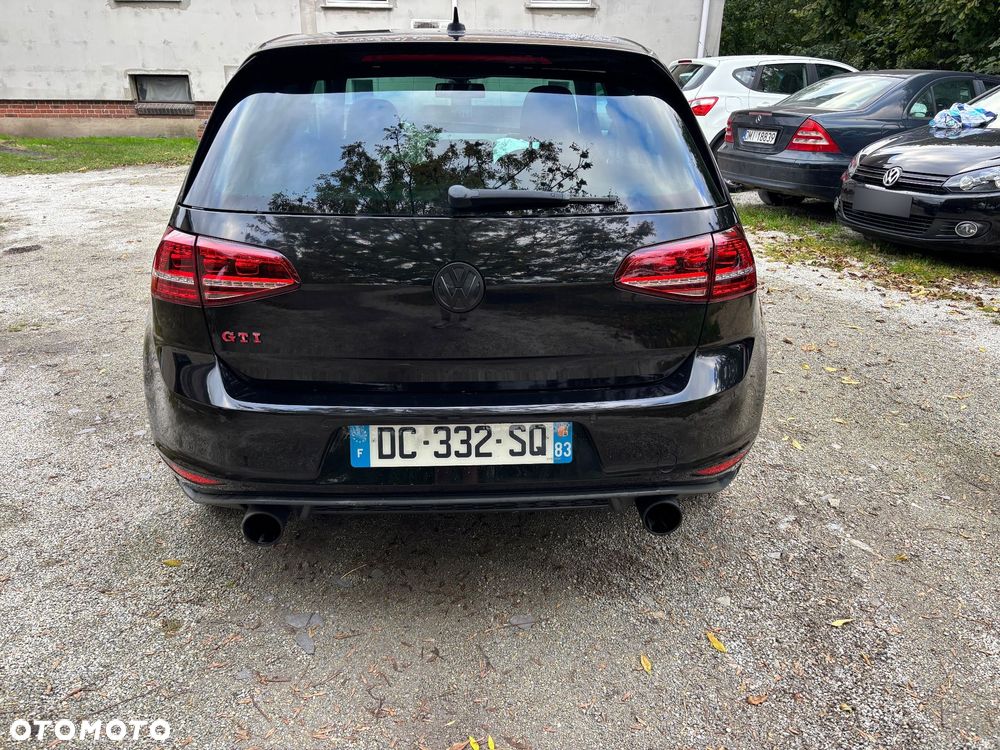 Volkswagen Golf VII 2.0 TSI BMT GTI - 2