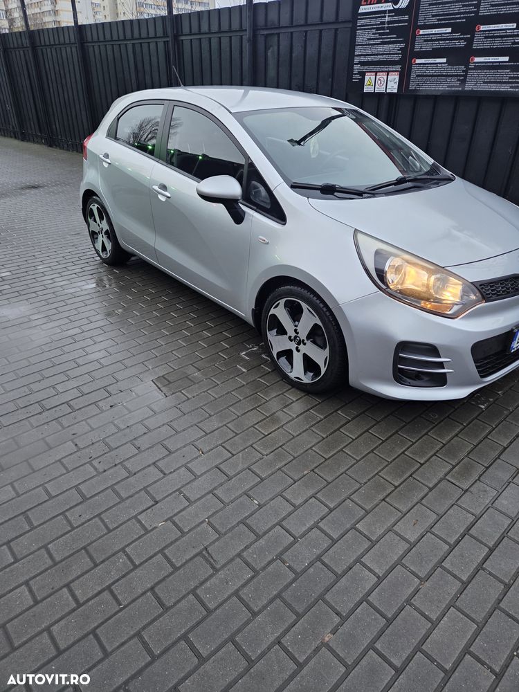 Kia Rio 1.2 GSL Classic - 3