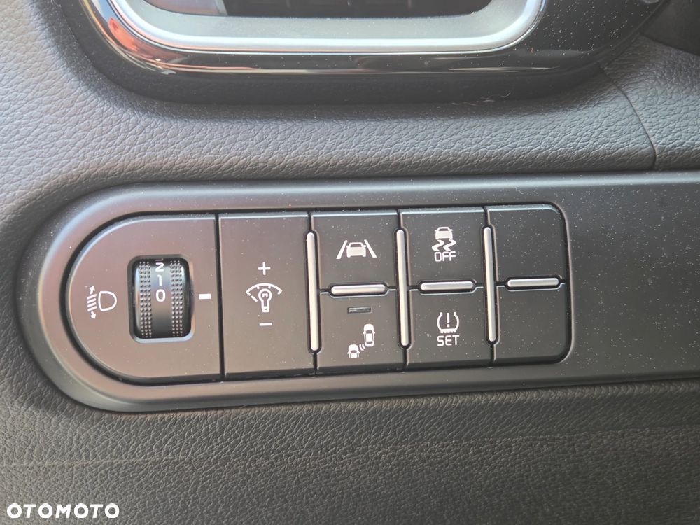 Kia Ceed 1.5 T-GDI L Business Line Plus DCT - 29