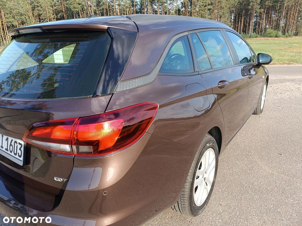 Opel Astra 1.6 D (CDTI) Start/Stop Dynamic - 10