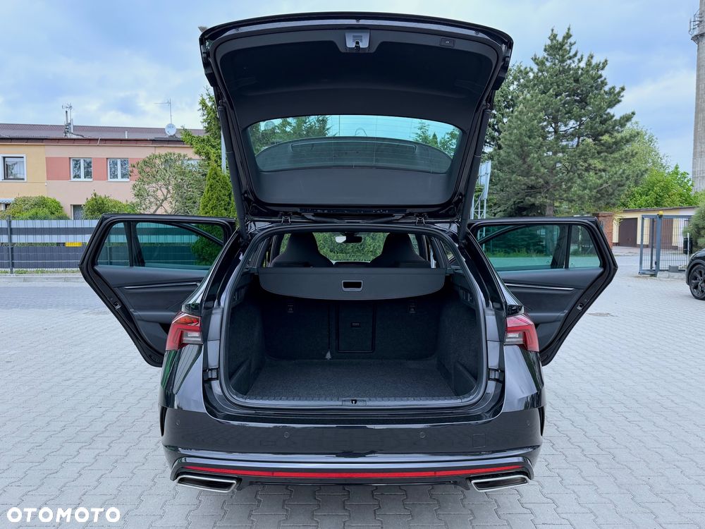 Skoda Octavia 2.0 TDI DSG RS - 15