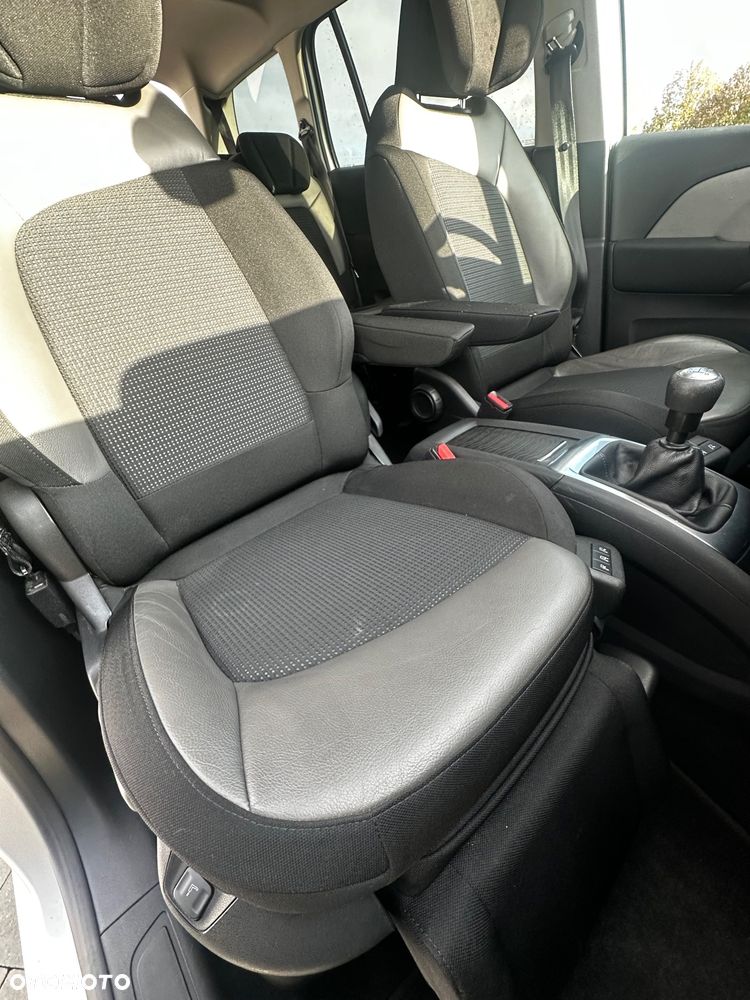 Citroën C4 Grand Picasso 1.6 THP Exclusive - 21