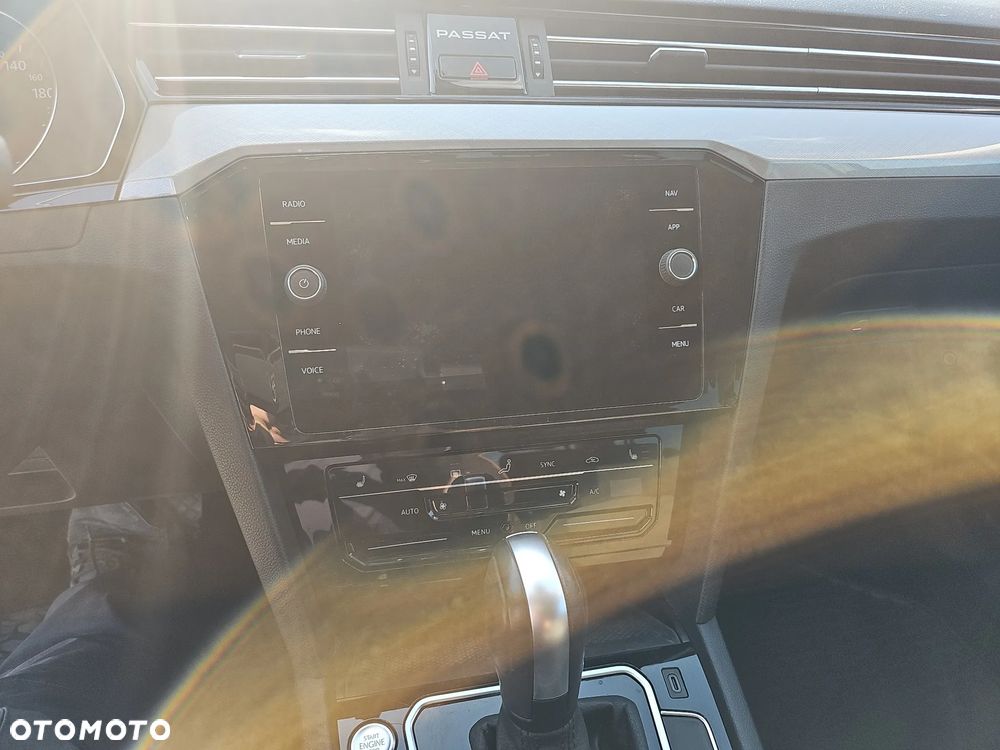 Volkswagen Passat 2.0 TSI Business DSG - 14