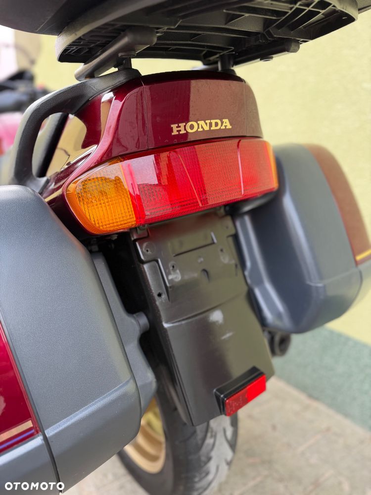 Honda ST - 24