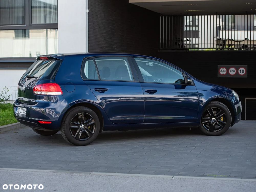 Volkswagen Golf - 14