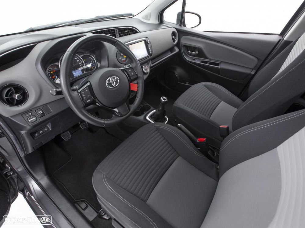Toyota Yaris 1.0 VVT-i Comfort - 7