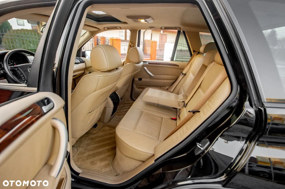 BMW X5 3.0 i Edition Exclusive - 17