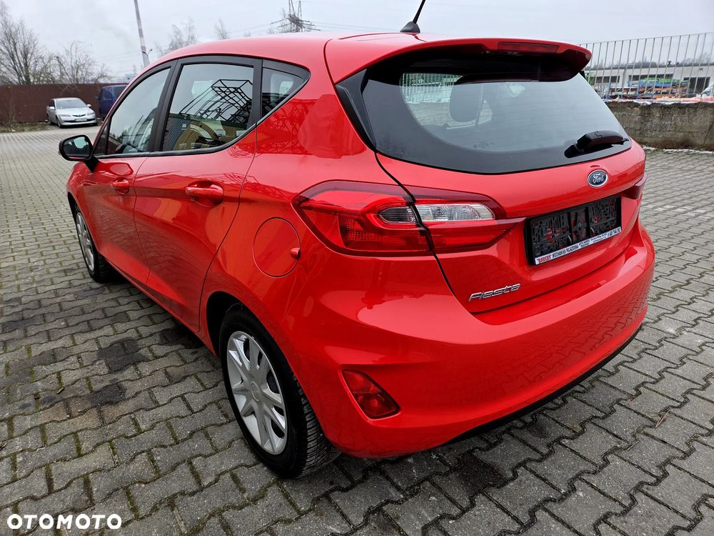 Ford Fiesta 1.0 EcoBoost S&S TREND - 4