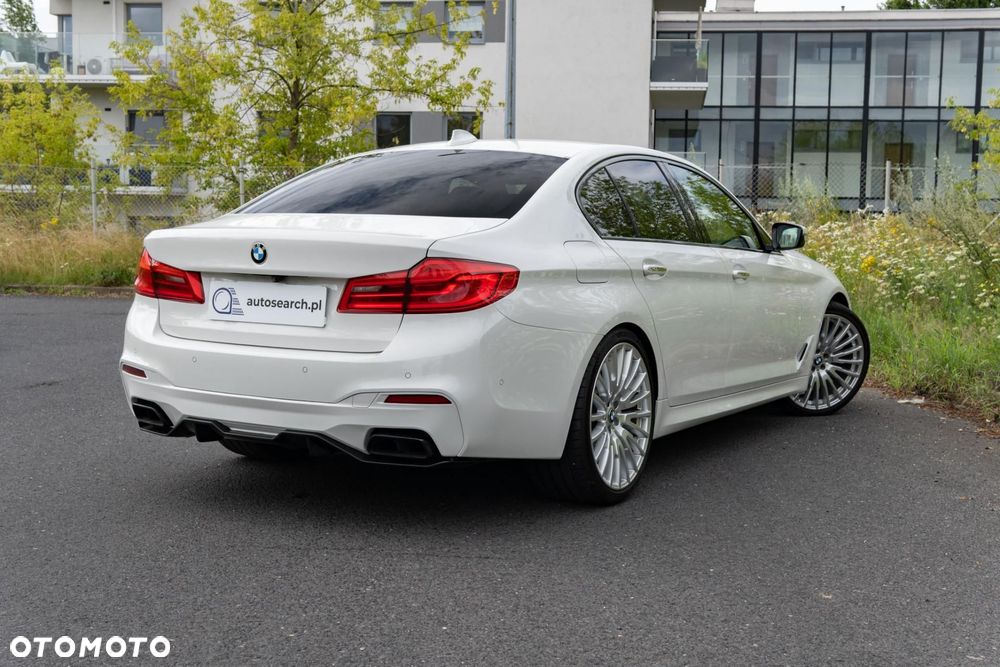 BMW Seria 5 M550i xDrive sport - 6