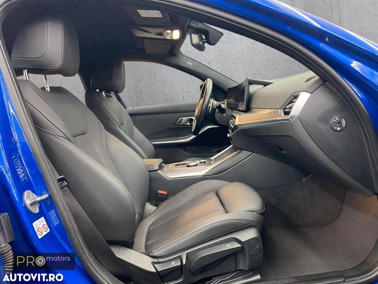 BMW Seria 3 320i xDrive Aut. M Sport - 12