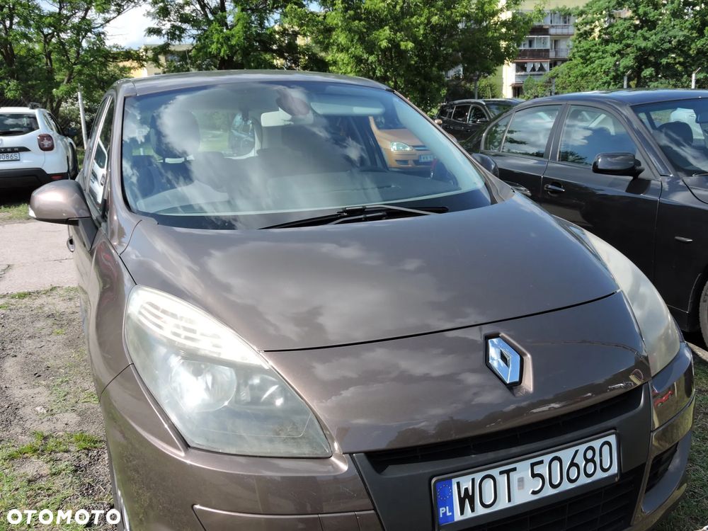 Renault Scenic 1.6 16V 110 Dynamique - 1