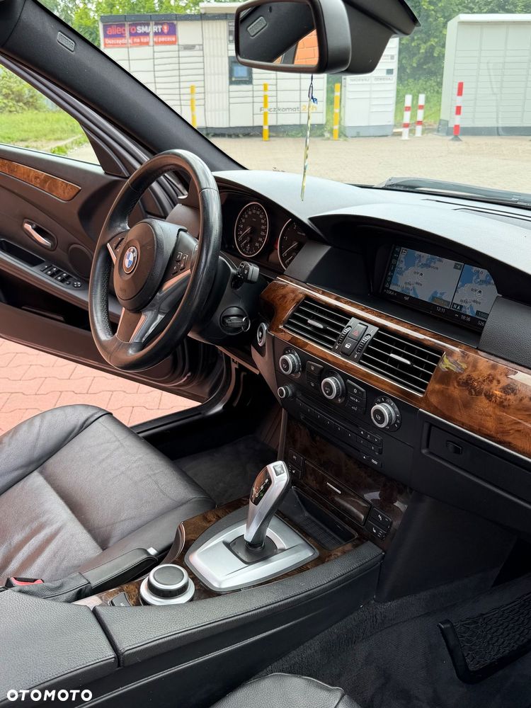 BMW Seria 5 - 16
