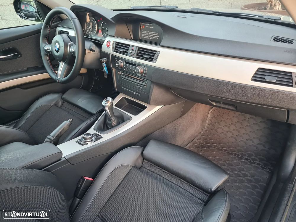 BMW 320 d Coupe Edição M - 6